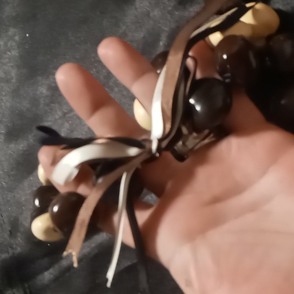 Large wooden beaded statement necklaces 2 brown black & tan - Picture 5 of 7